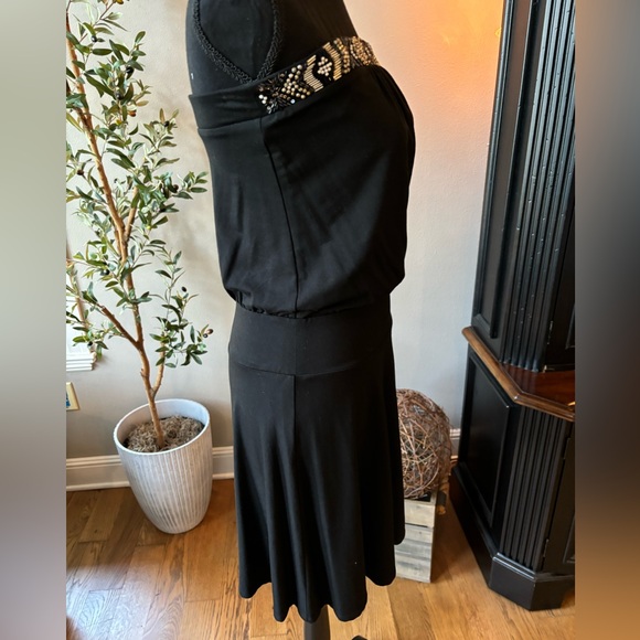 White House Black Market Dress Blouson Cocktail Embellished Strapless XS - Picture 3 of 10